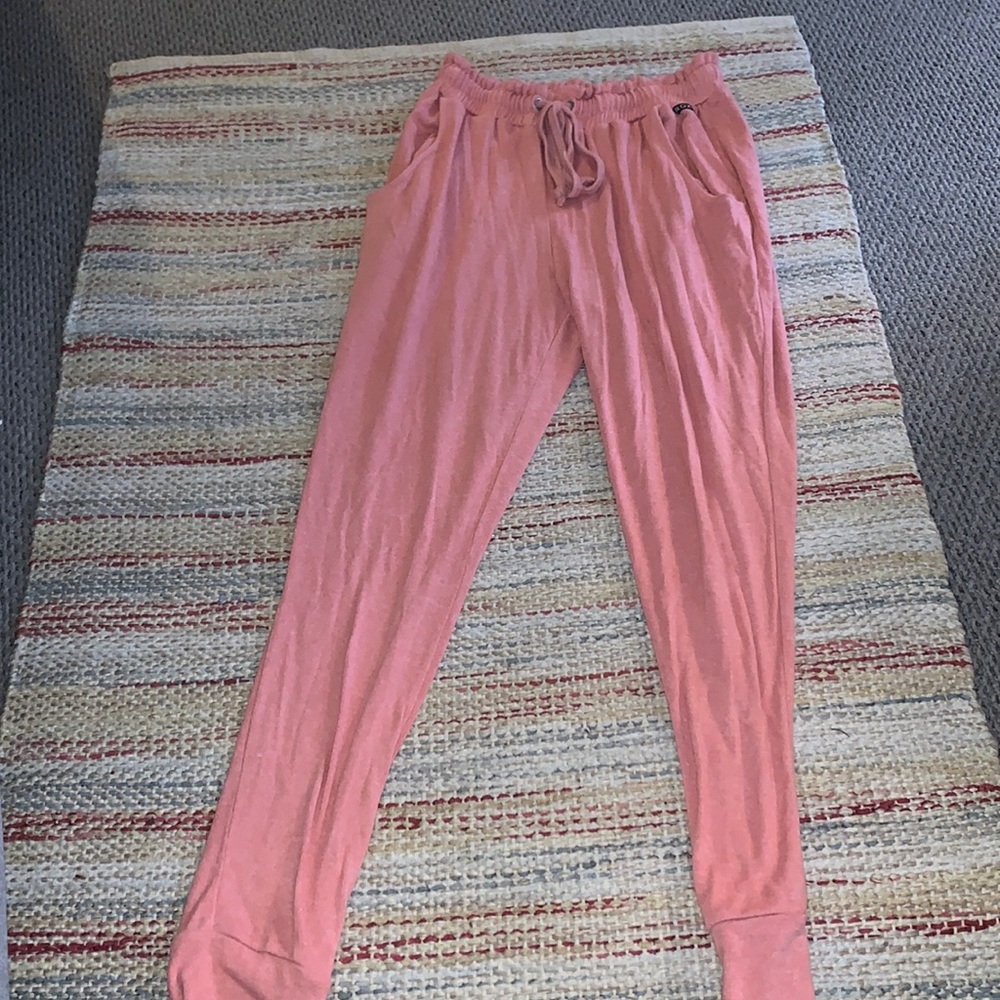 Coral pink Roxy joggers